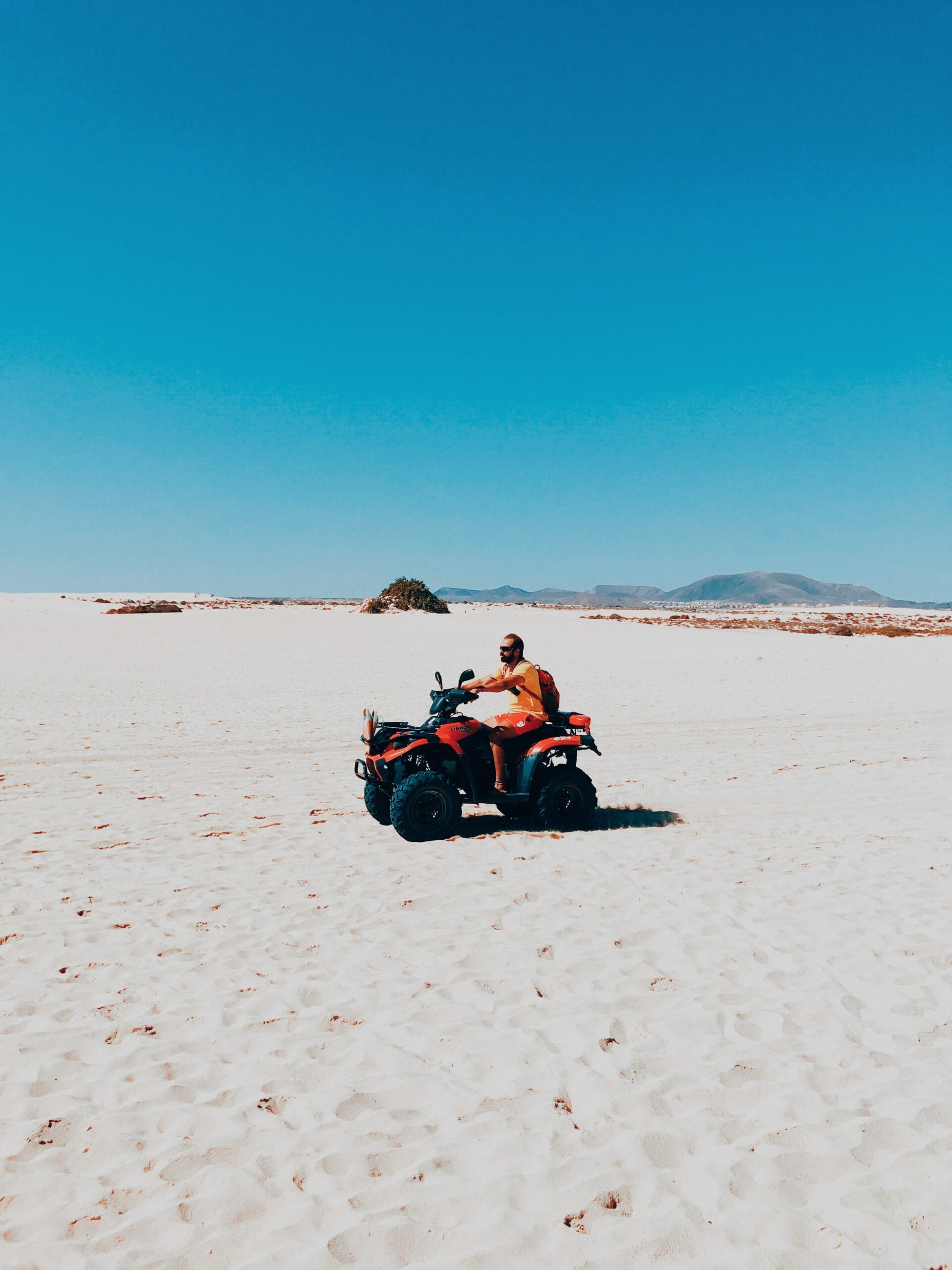 pexels-oleg-prachuk-8065354