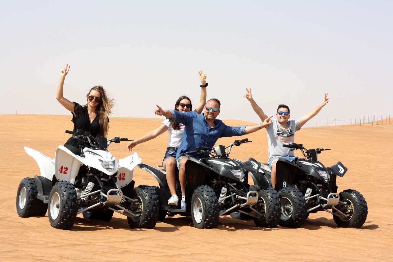 quad-bike-dubai-desert